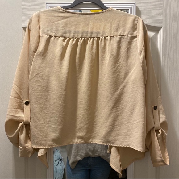 Blazer - Picture 2 of 3